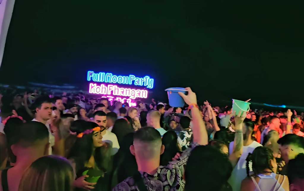full moon party