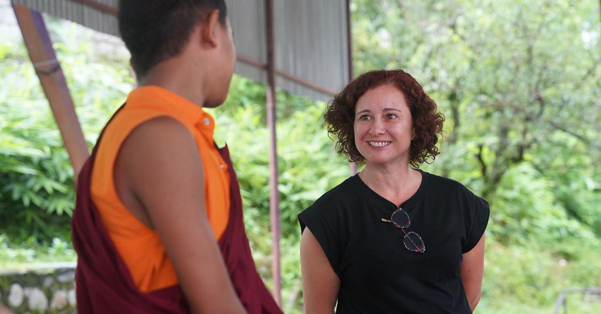 Where Can I Travel to Spend a Month (or 3 Months) in a Buddhist Monastery?