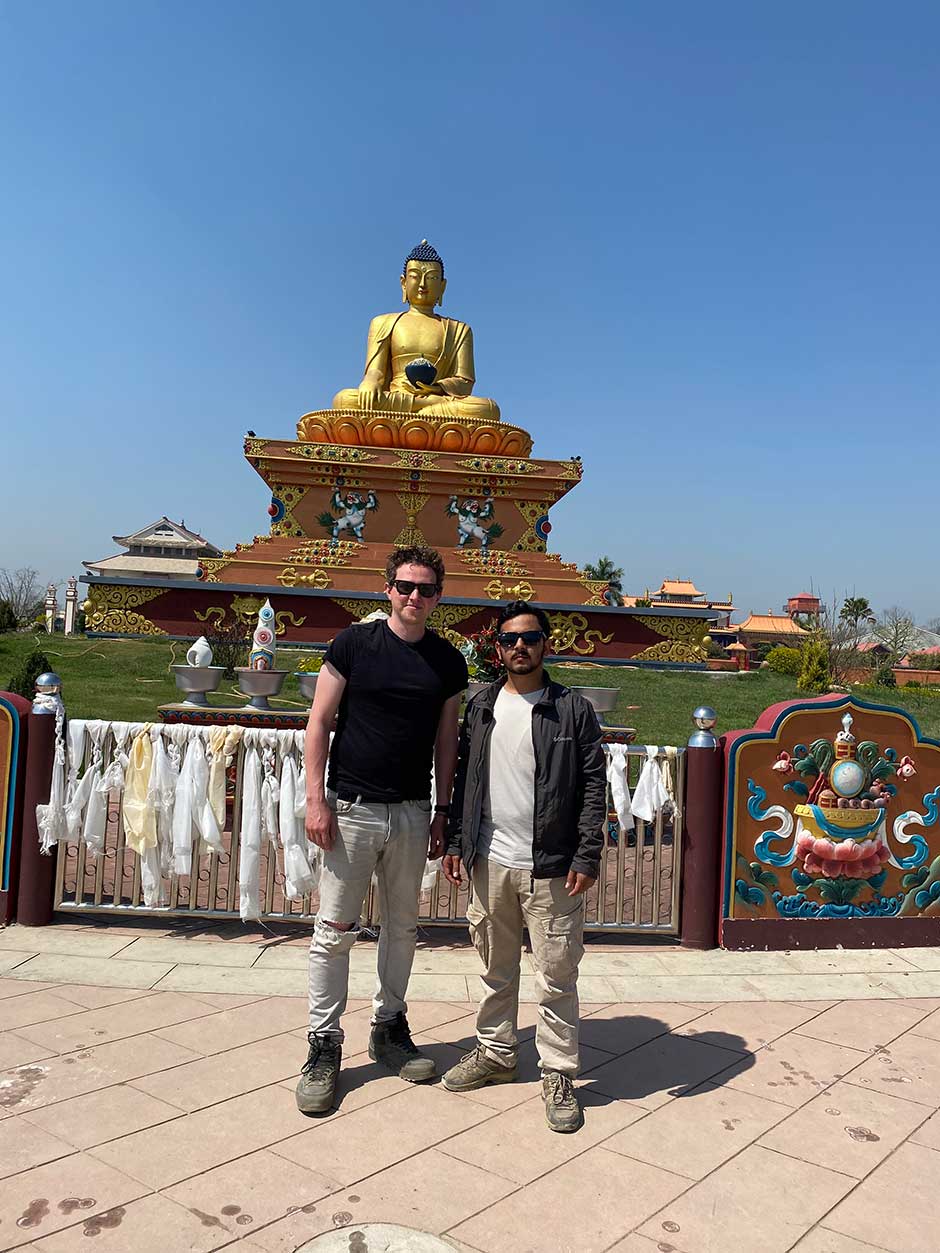 staying in buddhist monastery 