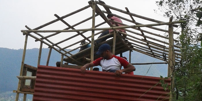 Volunteer To Build Shelter for Nepal Earthquake Affected Families